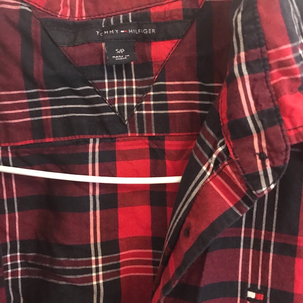 Tommy Hilfiger plaid short sleeve shirt *3/25*